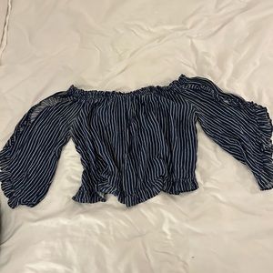 American Eagle off the shoulder flowy top